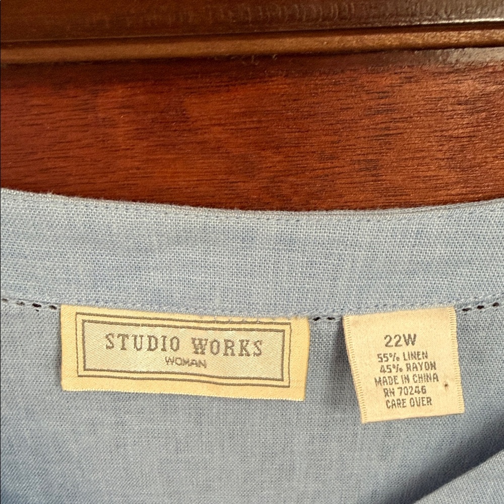 NWT LINEN BLEND Studio Works Blue Button Shirt 22W Coastal Grandmother Breezy - Picture 3 of 15